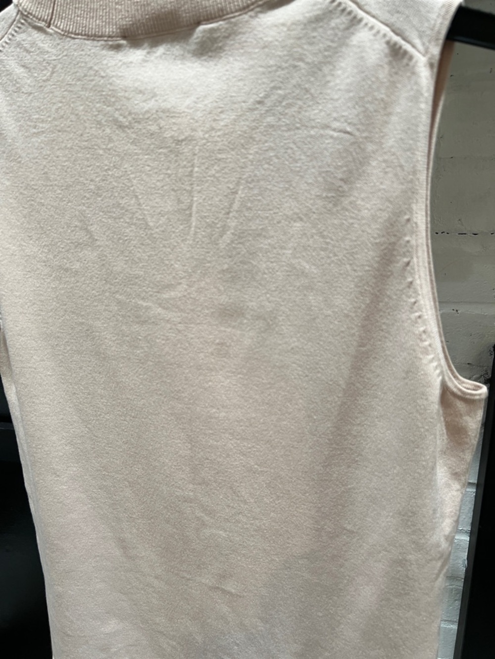 Ann Taylor Top - Picture 6 of 7